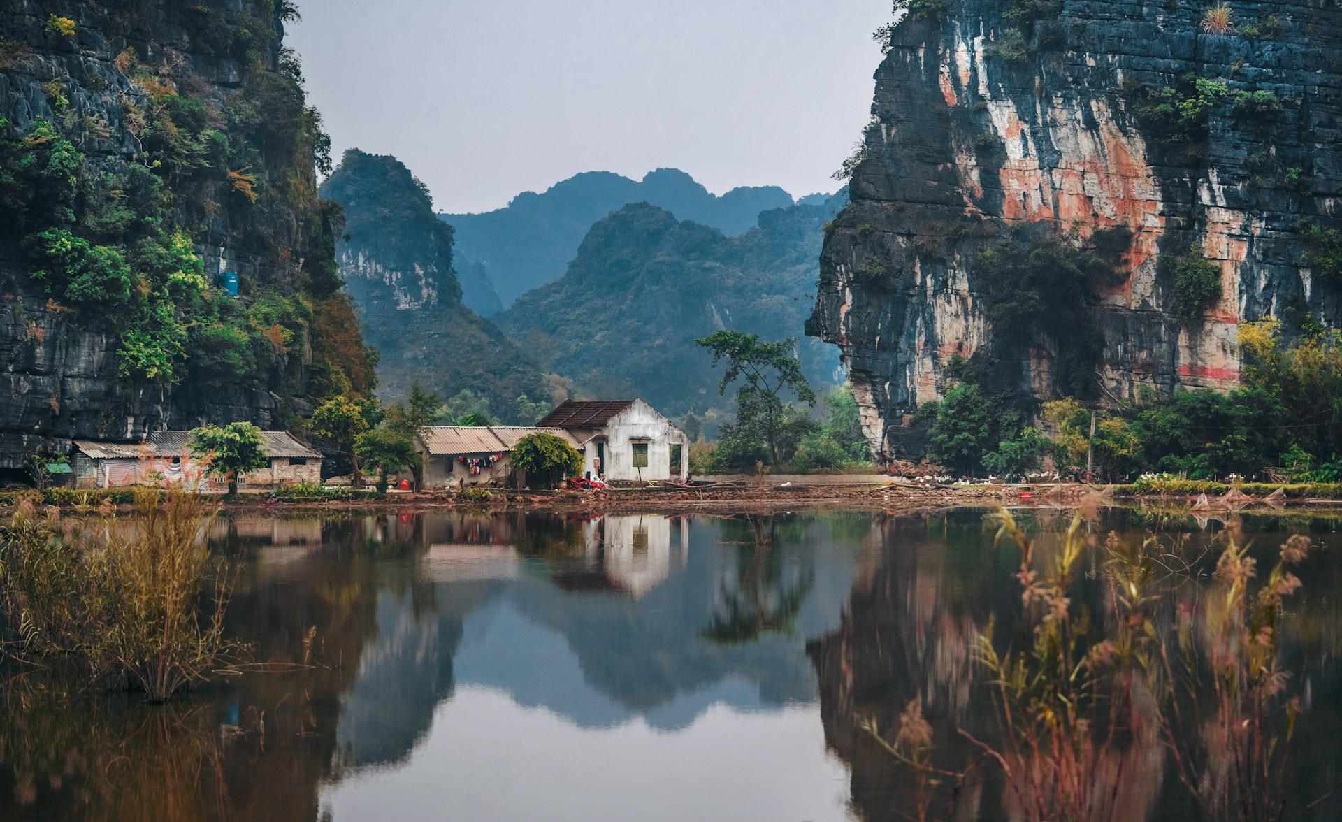 Discover Vietnam